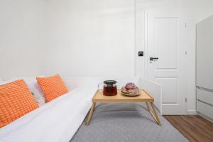 Lumina comfy 4-room apartment near the city center