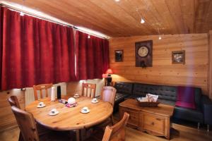 Résidence Galerie De Peclet - GALERIE DE PECLET APPARTEMENT 70M² 6PERS PROCHE DES COMMERCES MAE-7463