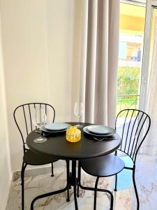 Avra Yard Suites