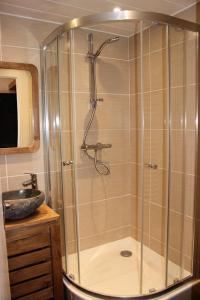 Résidence Lac Du Lou - VAL THORENS STUDIO POUR 4 PERSONNES CENTRAL ET FONCTIONNEL MAE-7667