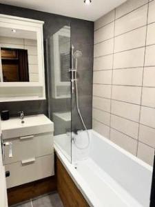 Résidence Trois Vallees - VAL THORENS STUDIO 3 PERSONNES PROCHE DE TOUT MAE-7776