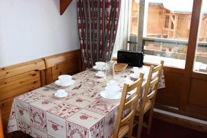 Résidence Orciere - VAL THORENS AGREABLE 2 PIECES POUR 4 PERSONNES ORIENTE SUD ET PIED DES PISTES MAE-7698