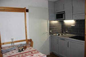 Résidence Reine Blanche - 2 PIECES POUR 4 PERSONNES EXPOSE SUD OUEST MAE-7736