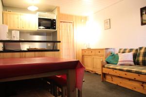 Résidence Serac - VAL THORENS location: Studio cabine en haut de la station MAE-9049