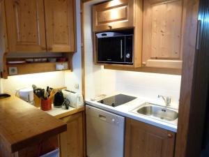 Résidence Archeboc - Appartement 5 personnes à Arc 1800 proche des pistes dans le village de Charmettoger MAE-1746