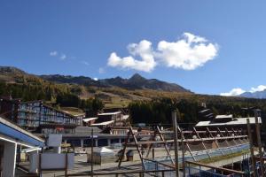 Résidence Armoise - Studio 3 personnes à Arc 1800 en centre station, proche des pistes et des commerces, dans le village des Villards MAE-1847