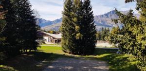 Résidence Lauzieres - Studio 5 personnes skis aux pieds et proche des commerces dans le village du Charvet à Arc 1800 MAE-1906