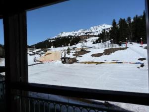 Résidence Tournavelles - Appartement 2 pièces 5 personnes avec vue sur les pistes, skis aux pieds et des commerces, proche de lESF et de la garderie dan MAE-2071