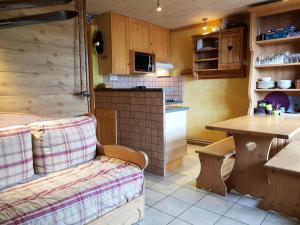 Résidence Les Charmettes - Appartement de charme 2 pièces 4 personnes à Arc 1600 proche des pistes et des commerces MAE-2199