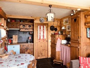 Résidence Les Charmettes - Chaleureux studio pour 3 personnes à Arc 1600, avec vue sur le Mont Blanc et proche des pistes et des commerces MAE-2151