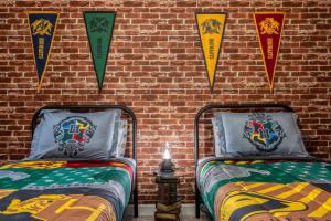 Last Minute Disney Getaway Private Pool Themed Bedrooms. Book Now 81895