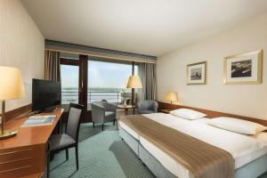 Superior Room room in Maritim Hotel Bellevue Kiel