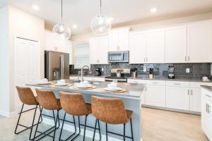 Last Minute Disney Private Pool Hot Tub Game Room Themed Bedrooms. Book Now 48515