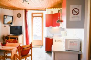 Chalet Les Ecrins - Studio Cabine 34 personnes exposé Nord-Est MAE-7994