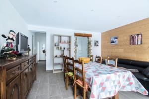 Chalet Les Ecrins - 3 pièces 6 personnes 4 exposé Sud MAE-8234