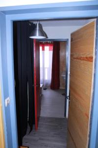 Résidence La Croix Du Sud - Studio cabine 4 personnes 2 exposé est MAE-9044