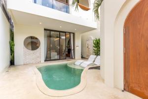 2BR Fabulous Smart Mediterranean Villa Batu Bolong Canggu 5 min to beach