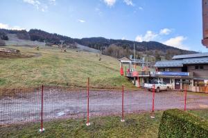 Résidence Le Schuss 1 - Appartement sur le front de neige des Evettes MAE-2734