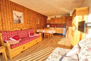 Résidence Les Alpages - Appartement Sud avec vues montagnes, skis aux pieds MAE-2664