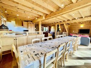 Chalet Le Buset - Grand chalet proche des pistes et du centre du village MAE-3044