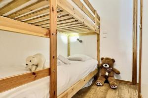 Résidence Les Jardins De Val - Agréable studio cabine complètement rénové pour 4 personnes situé à Val disère à 350m du centre du village et 450m des pistes MAE-0164