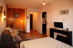 Residence La Combe D Or - Appartement en résidence de standing MAE-2064