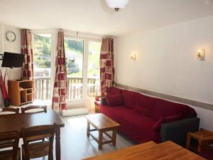 Résidence Les Carlines - Grand studio de 4 personnes en coeur de station vue pistes MAE-3704