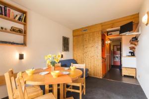 Résidence Grand Arbois - Studio 4 personnes centre station MAE-6134