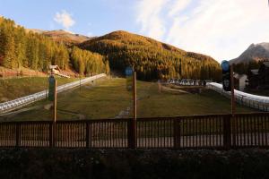 Résidence Les Eglantines - Les Orres 1800 appartement 6 pers vue pistes MAE-4864