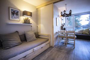 Résidence Belles Challes - Studio 4 personnes pied des pistes MAE-6174