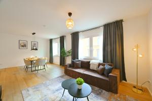 NUIT Apartment - HBF, Zentral, Helios-Klinik, Nähe Messe Düsseldorf