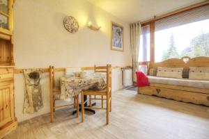 Résidence Armoise - Studio 3 personnes centre station MAE-6214