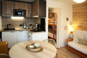 Résidence Aupillon - LES ORRES 1650 APPARTEMENT 4 PERSONNES MAE-4134