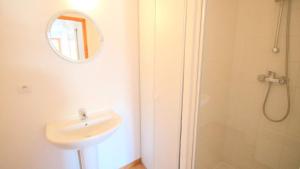 Résidence Parc Aux Etoiles - CH33PAE - CHALET TRIPLEX 4 CHAMBRE, TERRASSE ET BALCON MAE-2274