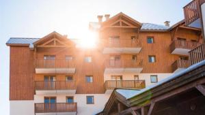 Résidence Parc Aux Etoiles - GEC35 - APPARTEMENT 2 CHAMBRES AVEC BALCON VUE VALLÉE MAE-8894