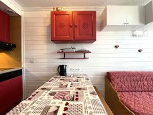 Résidence Villaret - Grand studio 4 personnes aux Menuires - accès 3 Vallées MAE-5734