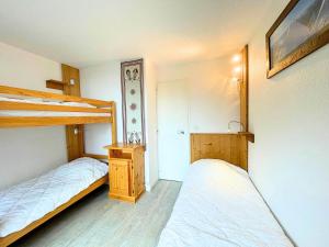 Résidence Chaviere - Ski aux pieds, appartement pour 5 personnes tout en bois au coeur des Ménuires MAE-4924