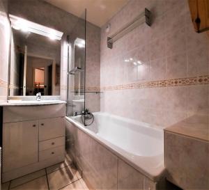 Résidence Gentianes.men - Studio 4 personnes aux Ménuires MAE-5334