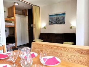 Résidence Clairiere - La Clairière 1 - Joli studio divisible, vue montagne, classé 1 étoile MAE-3994