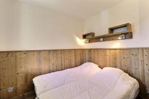 Résidence Grand Bois A - CONFORTABLE 2 PIECES, SKIS AUX PIEDS ET PROCHE DES COMMERCES MAE-2214