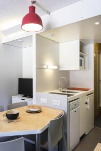 Résidence Belles Challes - Studio 4 personnes pîed des pistes MAE-7934