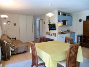 Résidence Pleiades - Appartement lumineux avec 2 balcons et parking couvert MAE-8244