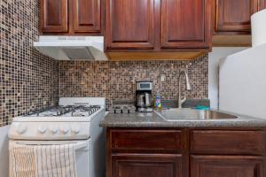 2BD Manhattan Valley Hideaway