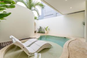2BR Luxury Smart Mediterranean Villa Batu Bolong Canggu 5 min to beach