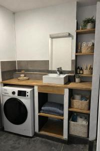 Studio with sunny terrace - Center and Timone