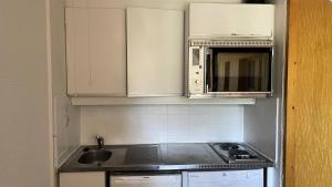 Résidence Les Eperonnelles - Studio pour 4 personnes situé à Méribel Altiport, proche des pistes de ski et du golf MAE-6844