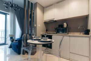 Chic 1BR Retreat in Zada Tower, Business Bay