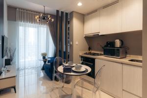 Chic 1BR Retreat in Zada Tower, Business Bay