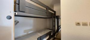 Résidence Aiguille Grive Bat Iii - Appartement 3 pièces 6 personnes en duplex, skis aux pieds, dans le village de Charmettoger à Arc 1800 MAE-6944