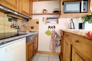 Résidence Danchet - Appartement duplex ensoleillé · Départ et retour skis aux pieds · Balcon MAE-9994